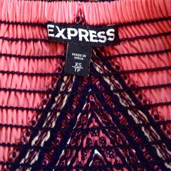 💕🛍🛒EXPRESS skater skirt large chevron- pattern coral/navy blue sz XS/TP - Picture 4 of 5